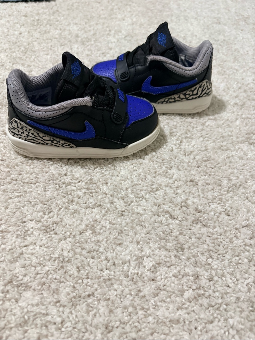Nike Jordan Legacy 312 Low Toddler Shoes | Size 7C | Black/Royal Blue